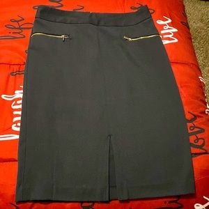 Metaphor size 8, black pencil skirt. Never worn